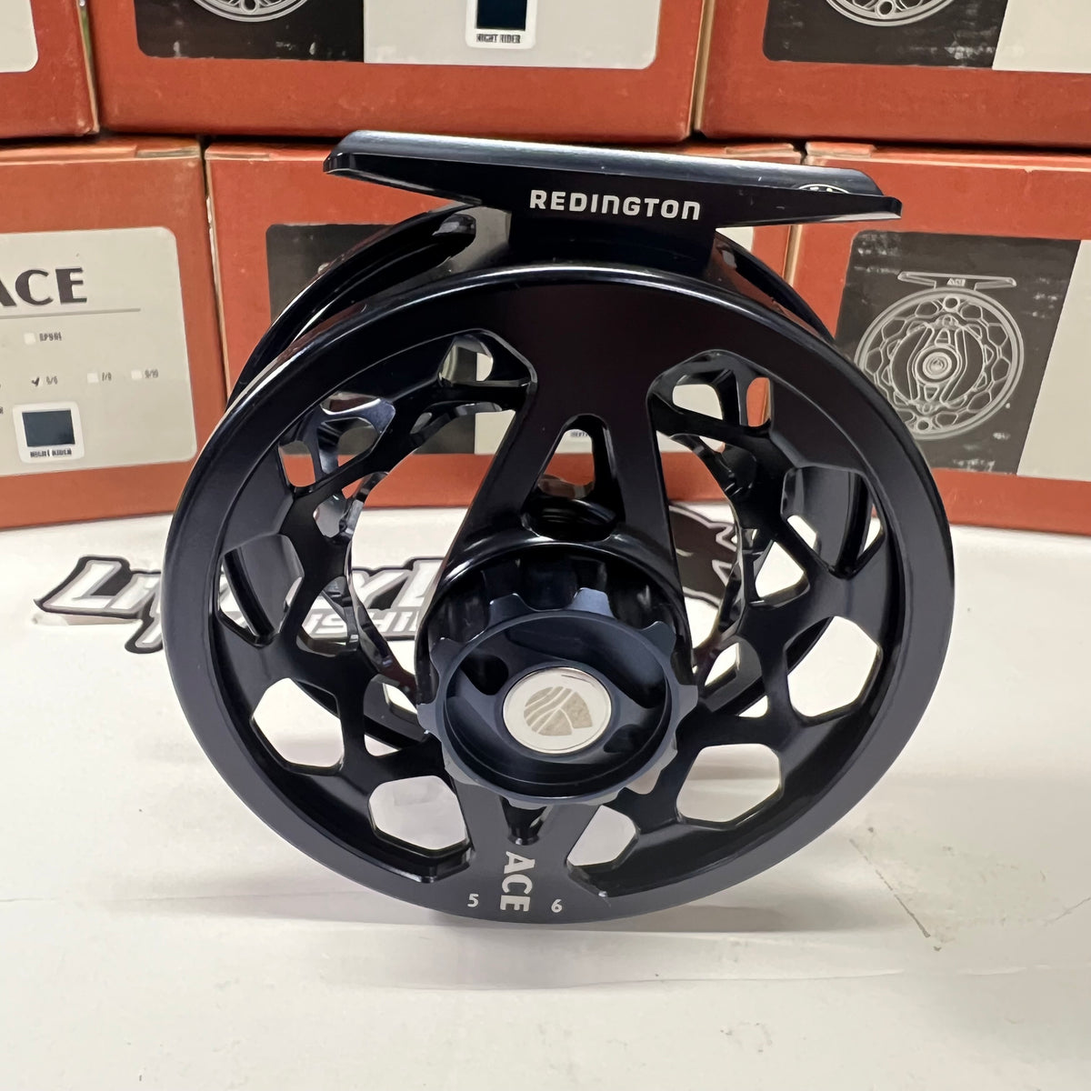 Redington ACE Reel (With Backing) – Lively Legz Fly Fishing