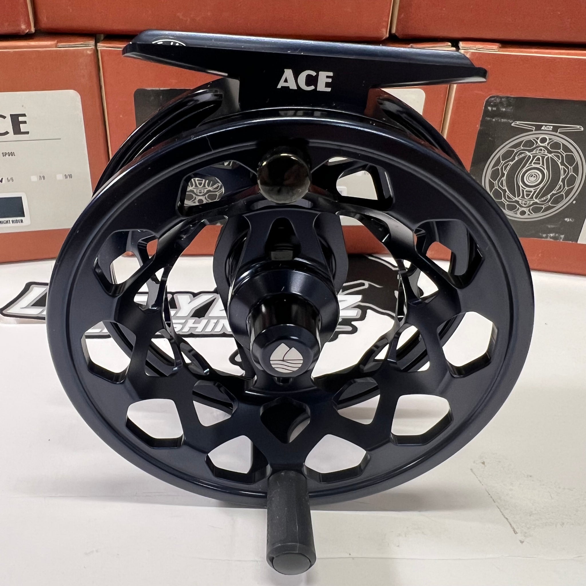 Redington ACE Reel (With Backing) – Lively Legz Fly Fishing