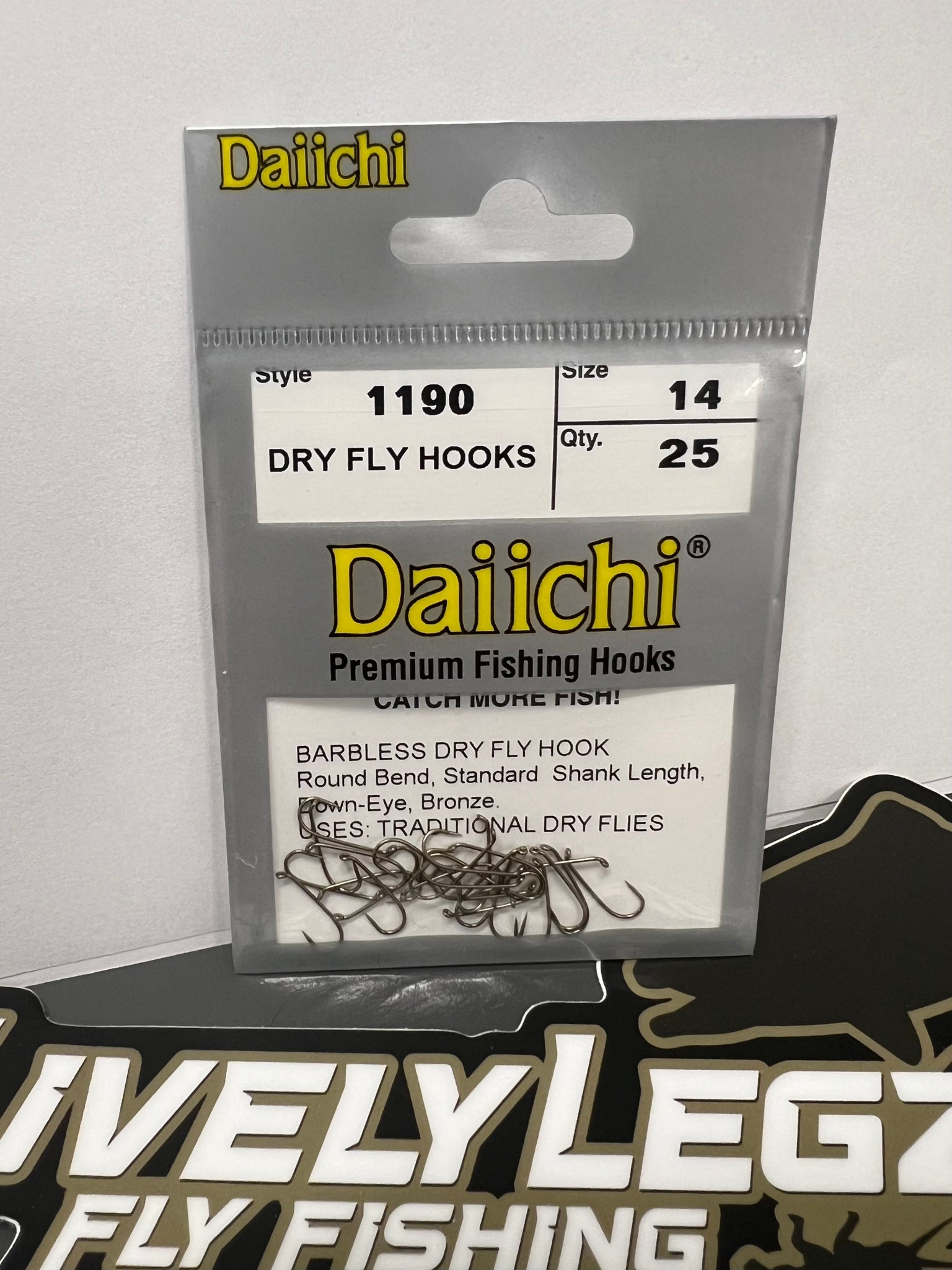 Daiichi 1190 dry fly hooks - barbless — Rangeley Region Sports Shop